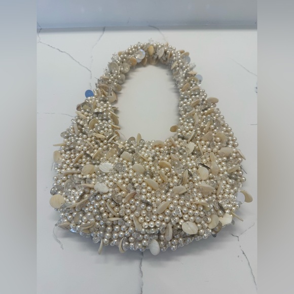 Viral Beaded Faux Pearl and Shell Shoulder Handbag - Picture 3 of 12